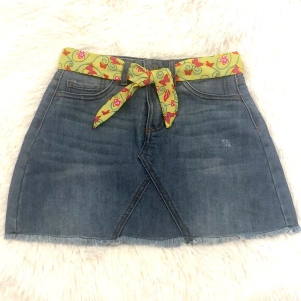Tractr Girs Frayed Denim Skirt with Floral Belt, Size 10